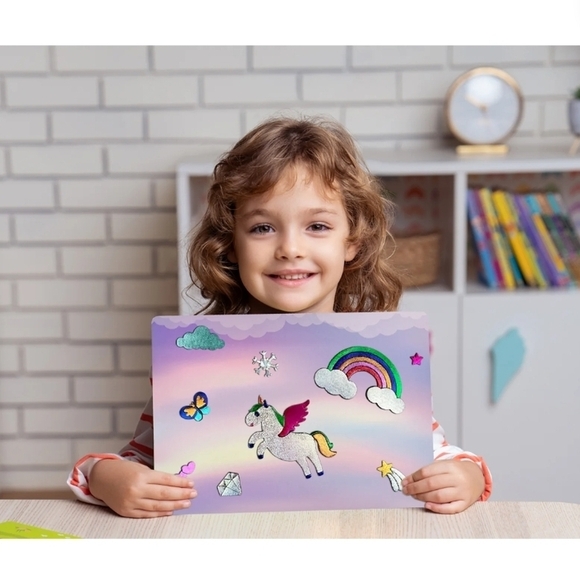 Skillmatics Foil Fun Unicorns and Princesses & Poke In Art Animal Masks - Picture 5 of 14